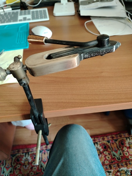 тиски2.jpg